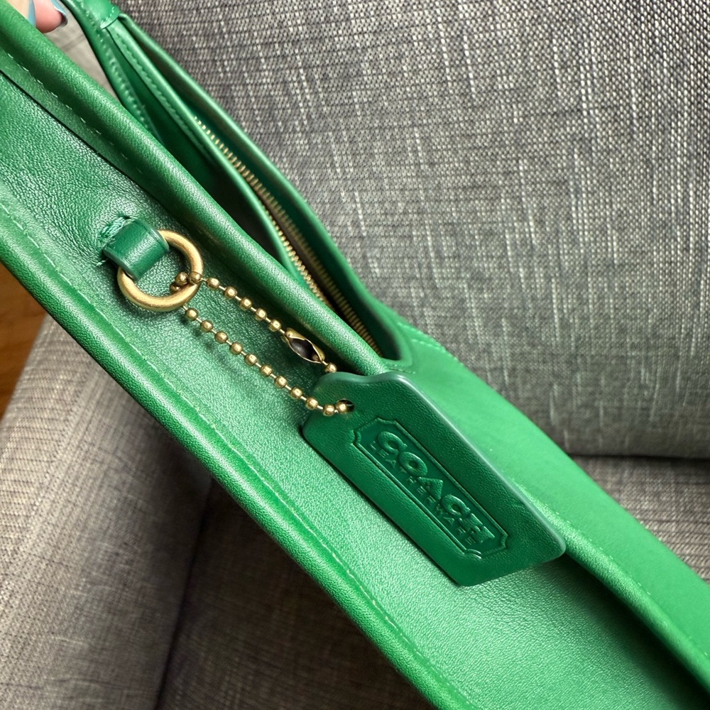 COACH Ergo Shoulder Bag 33 C2264 Large Leather Shoulder Bag in Green - Picture 7 of 11